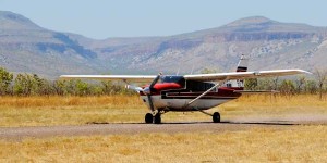 feature-light-plane-1